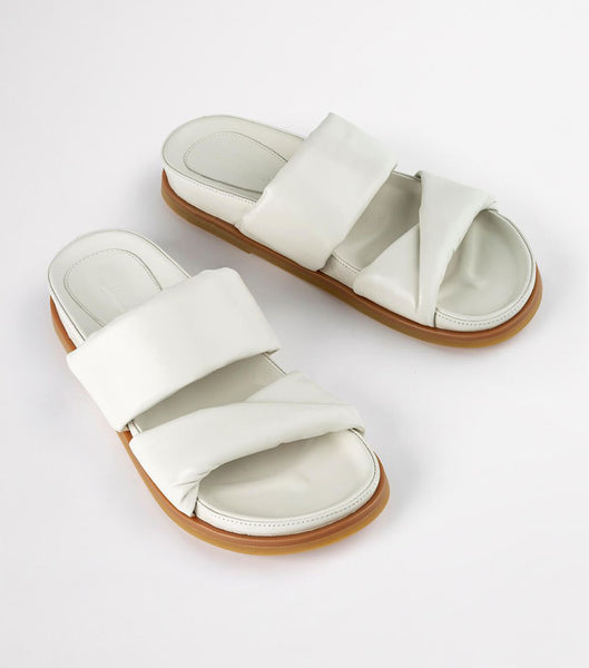 Tony Bianco Henry Dove Nappa 3.5cm Flat Sandals White | IEQCS18987